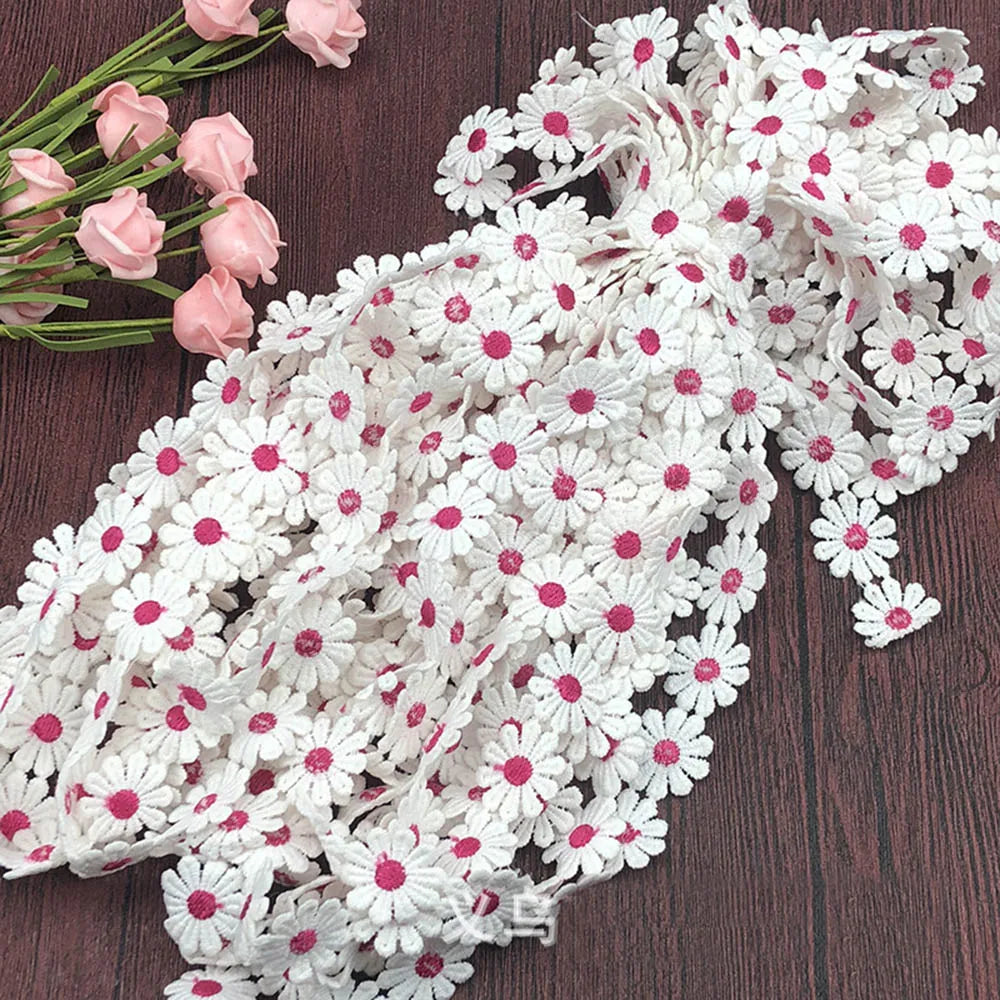 2.4CM Wide Beautiful White Embroidered Daisy Lace Fabric 3d Flowers Lace Ribbon Dress Collar Hats Headwear Sewing Trimming Decor