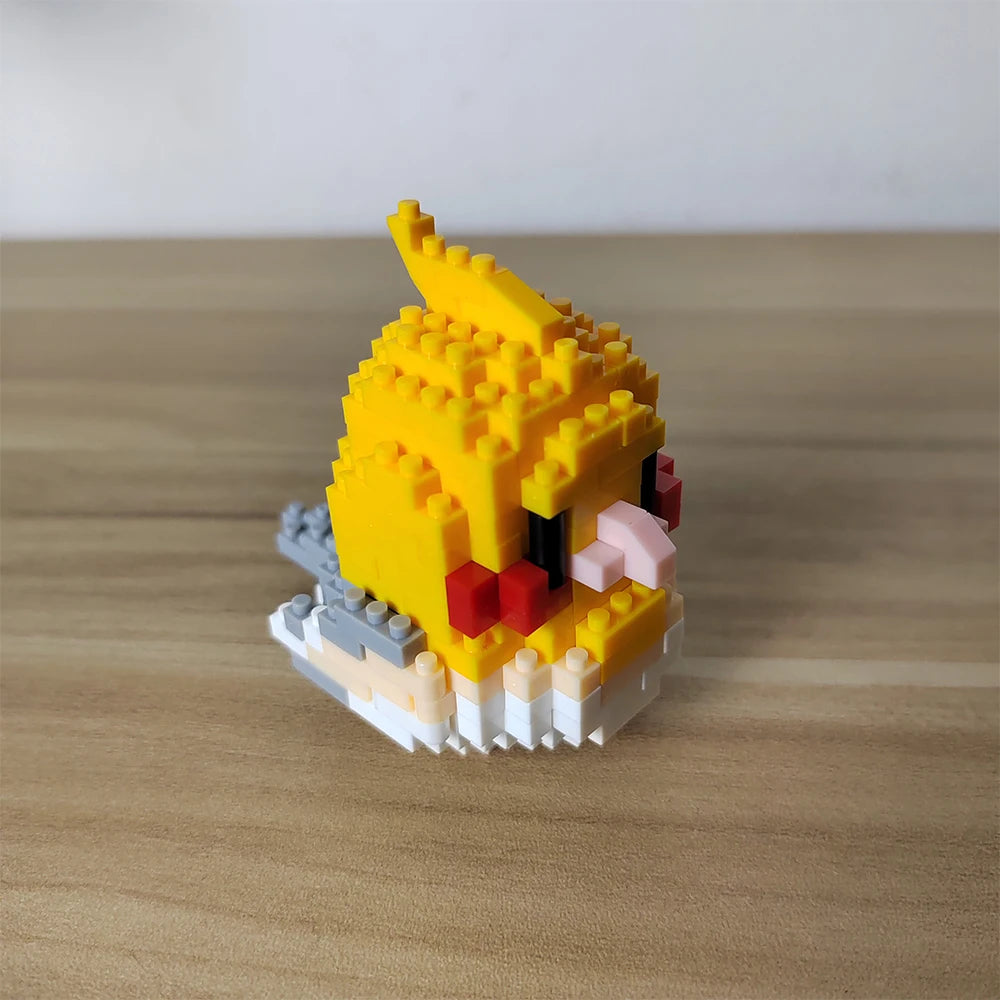 KNEW BUILT Colorful Parrot Micro Mini Building Blocks Assembly Toys 3D Model Bricks for Birds Funs Hands-on Ability Gift