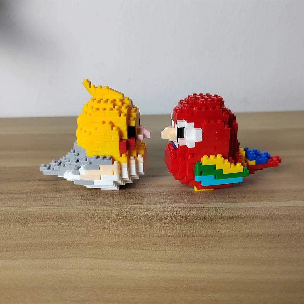KNEW BUILT Colorful Parrot Micro Mini Building Blocks Assembly Toys 3D Model Bricks for Birds Funs Hands-on Ability Gift